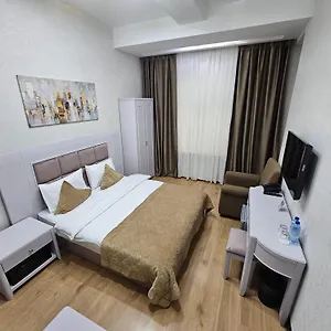 Safran 4* Bakü